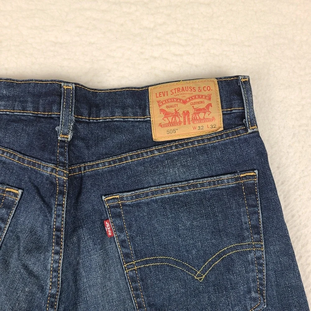 Levi's 505 Jeans Mens 32x32 Blue Regular Fit Straight Leg Dark Wash Denim NWT